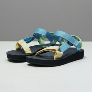 NEW! Teva Midform Women's Sandals Sz 9